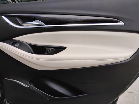 Used 2024 Buick Enclave Essence w/ Trailering Package, 5000 lbs. image 21