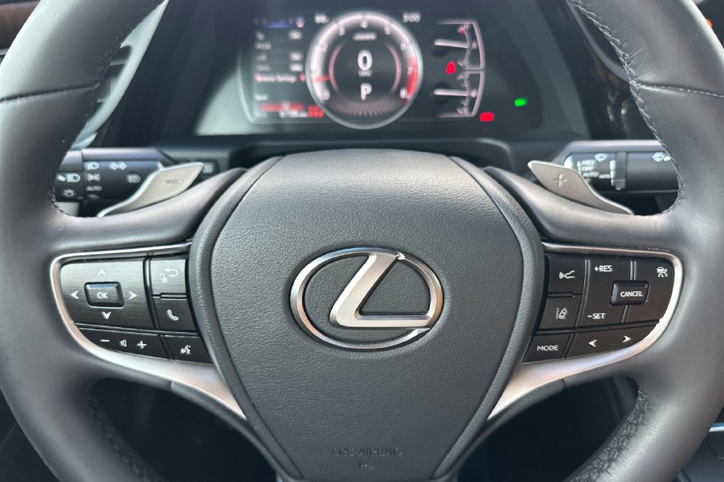 Used 2024 Lexus ES 350 w/ Premium Package FWD image 21
