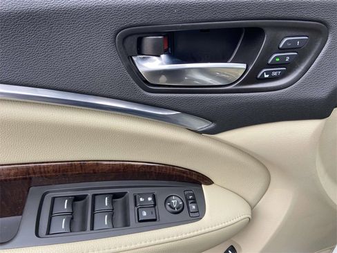 Used 2020 Acura MDX FWD image 14