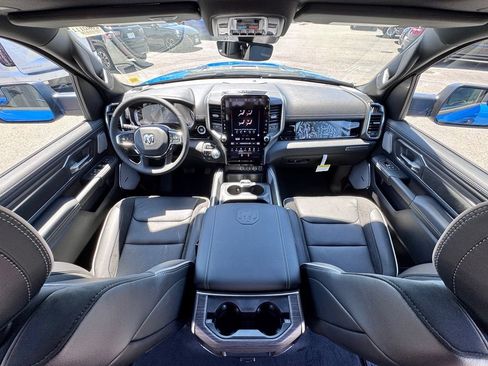New 2026 RAM 1500 Laramie AWD/4WD image 25