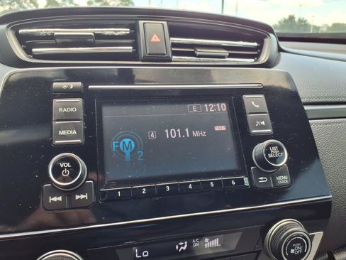 Used 2017 Honda CR-V LX image 6