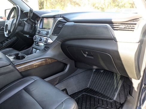 Used 2019 Chevrolet Tahoe LT image 32