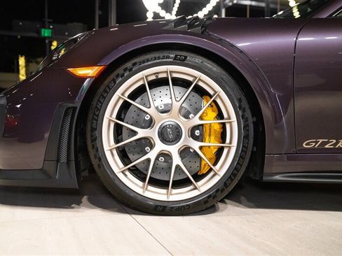 Used 2018 Porsche 911 GT2 RS RWD image 13