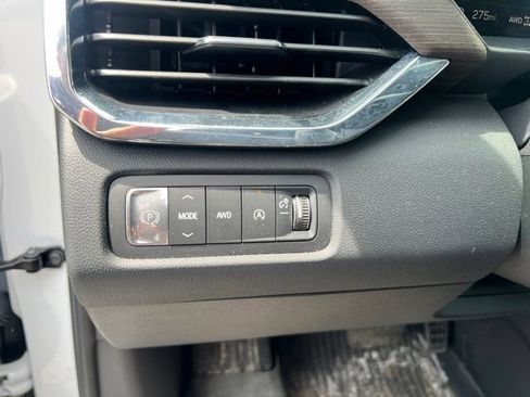 Used 2025 GMC Acadia Denali w/ LPO, Floor Liner Package AWD/4WD image 25