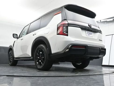 Used 2025 Nissan Armada PRO-4X image 31