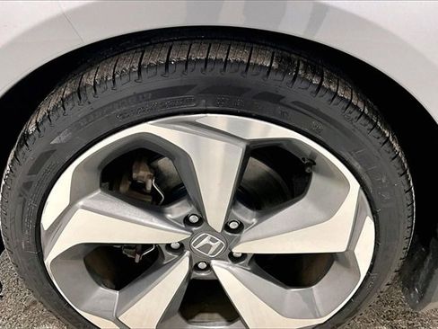 Used 2019 Honda Accord Touring image 35