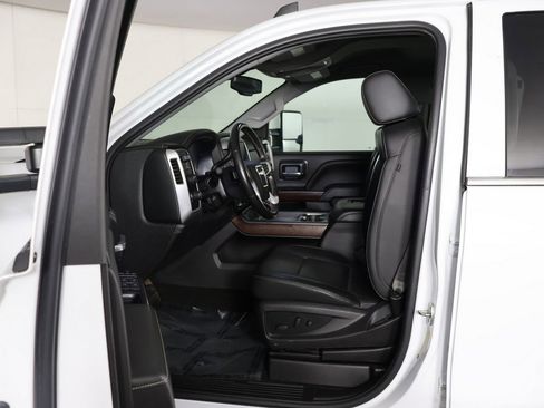 Used 2018 GMC Sierra 1500 SLT w/ SLT Premium Package image 27