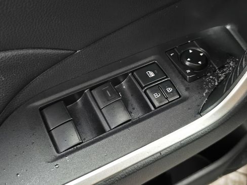 Certified 2021 Toyota RAV4 XLE w/ Convenience Package image 24