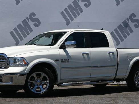 Used 2017 RAM 1500 Laramie w/ Convenience Group AWD/4WD image 1