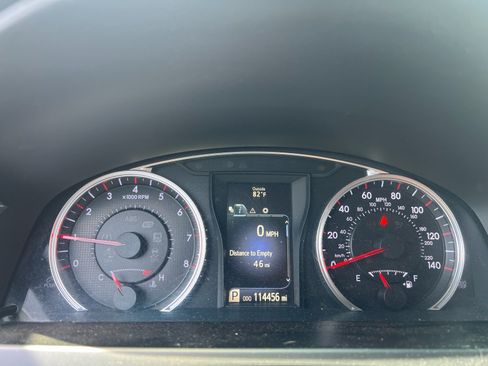 Used 2017 Toyota Camry SE FWD image 7