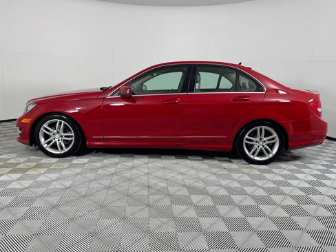 Used 2012 Mercedes-Benz C 300 4MATIC Sedan image 8
