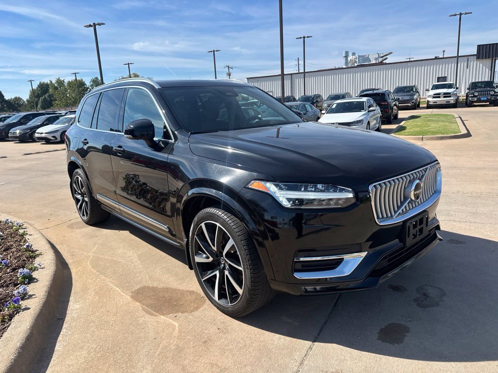Used 2023 Volvo XC90 B6 Plus w/ Protection Package AWD/4WD image 3