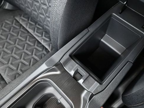 New 2026 Nissan Kicks SV image 31