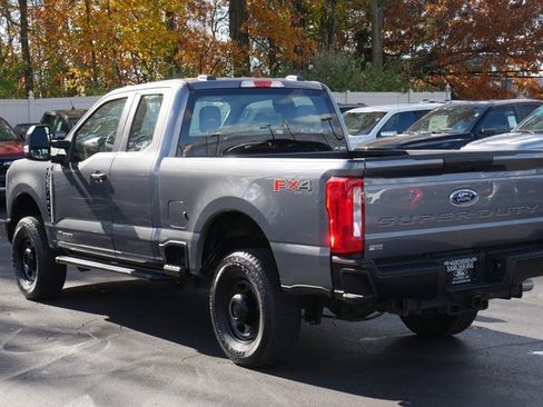 Used 2024 Ford F350 XL w/ FX4 Off-Road Package image 8