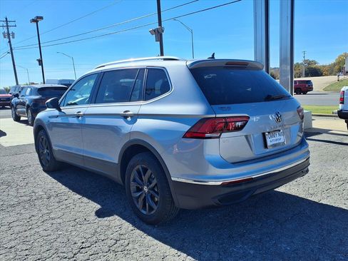 Used 2024 Volkswagen Tiguan Wolfsburg Edition image 2