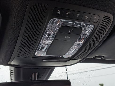 Used 2020 Mercedes-Benz GLB 250 image 31