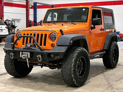 Used 2013 Jeep Wrangler Sport AWD/4WD image 31