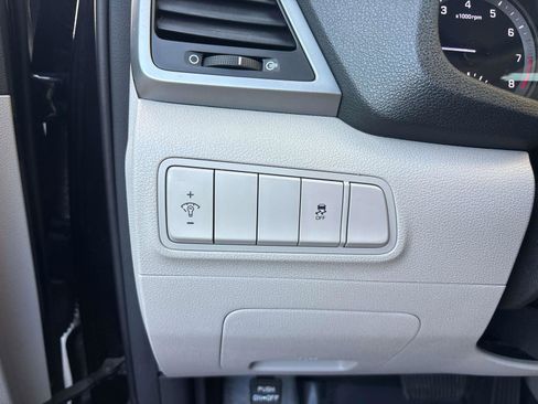 Used 2017 Hyundai Tucson SE image 16