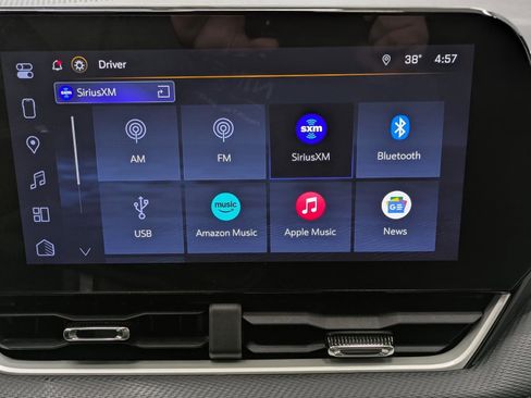 Used 2026 Chevrolet Equinox LT image 30