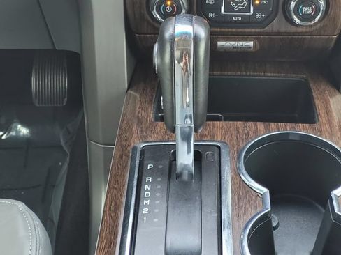 Used 2014 Ford F150 Lariat w/ Equipment Group 502A Luxury RWD image 24