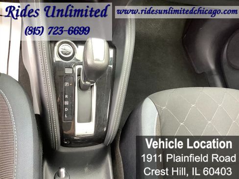 Used 2019 Nissan Kicks SV FWD image 18