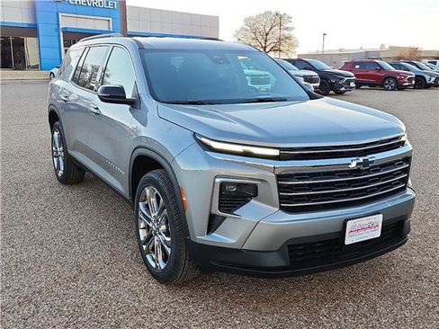 New 2026 Chevrolet Traverse LT image 6