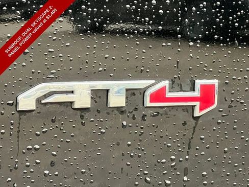 Used 2023 GMC Acadia AT4 w/ Technology Package AWD/4WD image 2