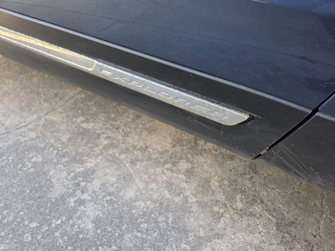 Certified 2018 Ford Explorer XLT w/ Equipment Group 202A image 16