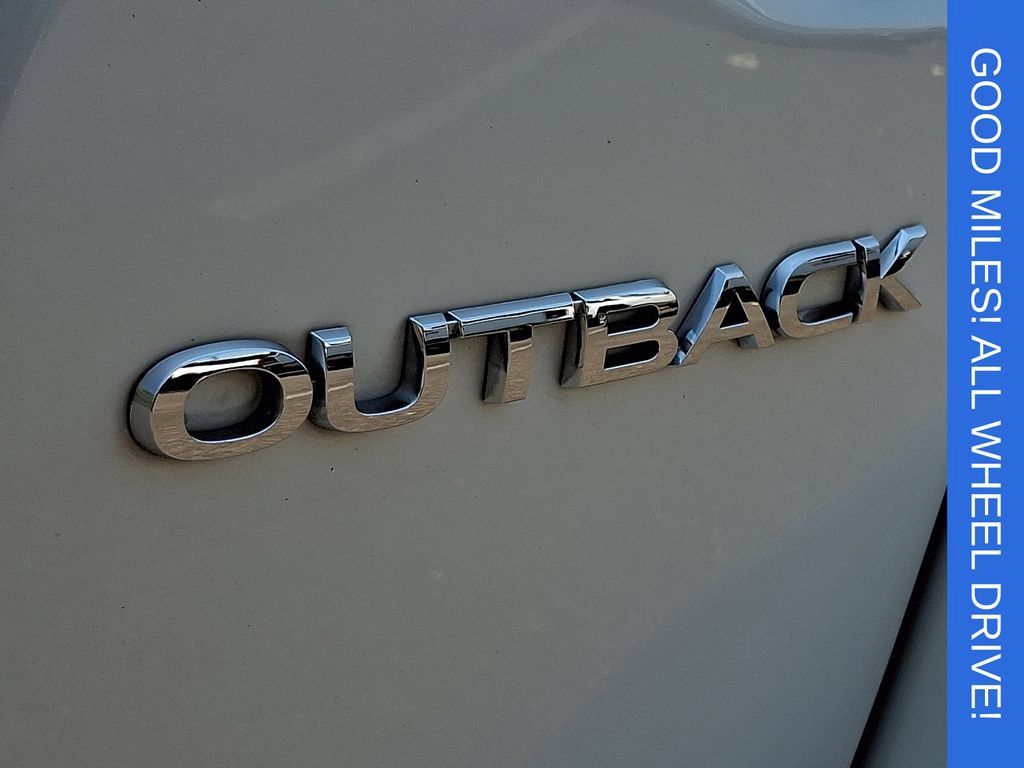 Used 2022 Subaru Outback Limited AWD/4WD image 33