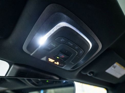 Certified 2024 Toyota Crown Limited image 34