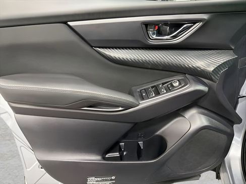 Used 2025 Subaru Ascent Premium image 9