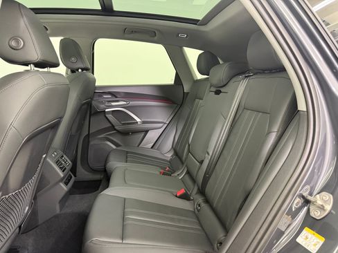 New 2025 Audi Q5 Premium Plus image 15