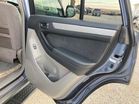Used 2003 Toyota 4Runner SR5 AWD/4WD image 22