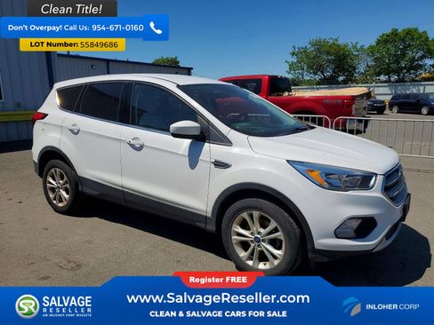 Used 2019 Ford Escape SE FWD image 5