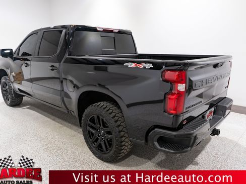 Used 2025 Chevrolet Silverado 1500 RST AWD/4WD image 3