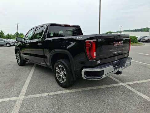Used 2025 GMC Sierra 1500 SLT AWD/4WD image 4
