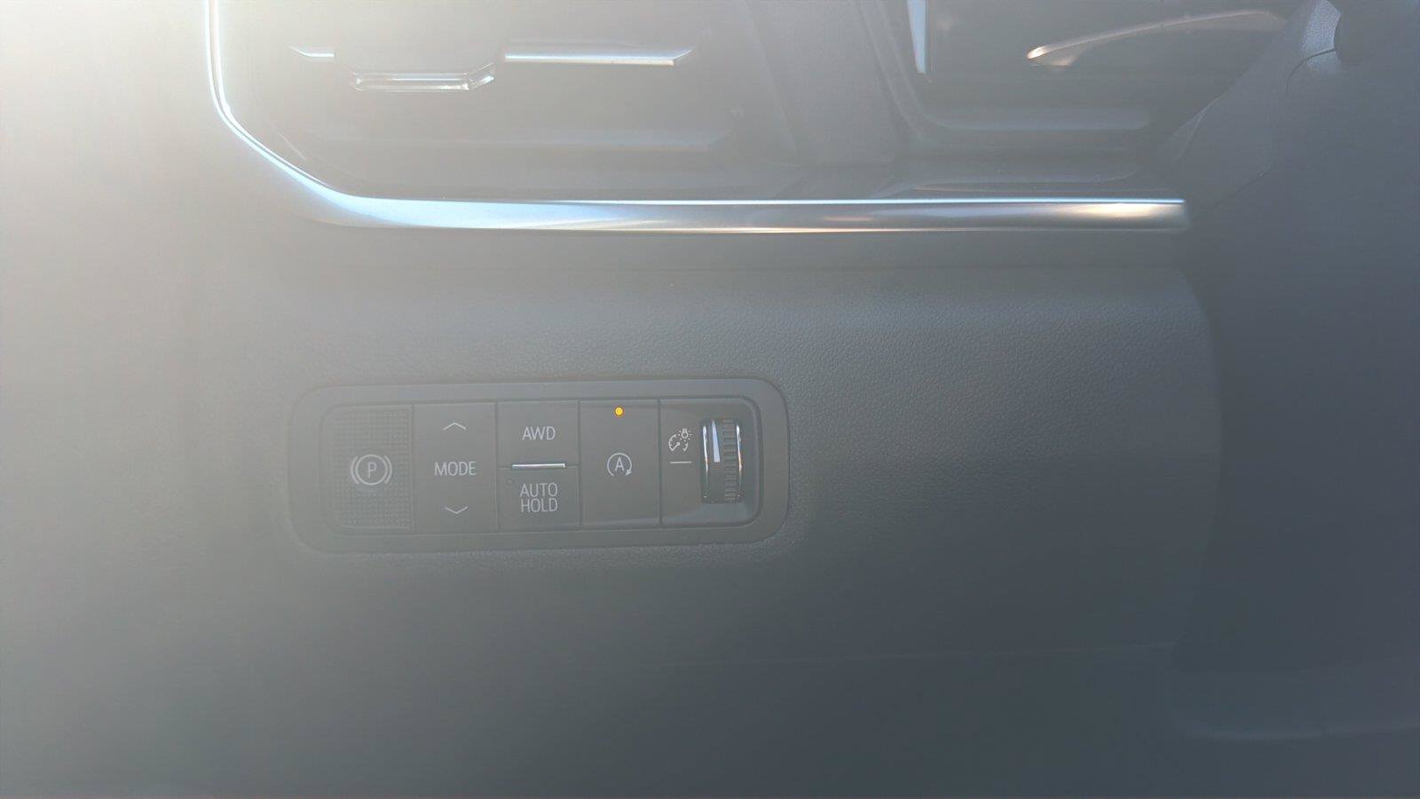 New 2027 GMC Terrain Elevation w/ Elevation Premium Package AWD/4WD image 13