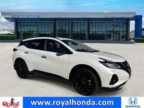 Used 2024 Nissan Murano SV w/ SV Midnight Edition Package image 1