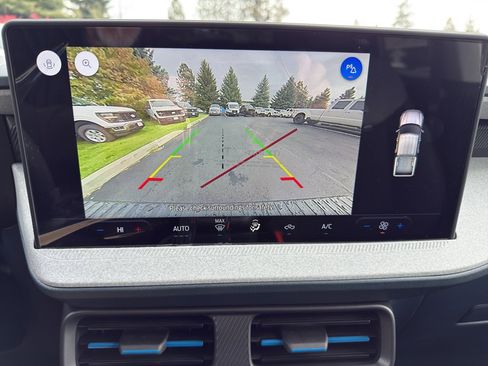 New 2025 Ford Maverick XLT w/ 4K Tow Package image 32