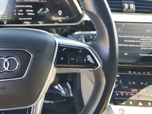 Used 2022 Audi e-tron Chronos w/ Chronos Package image 25