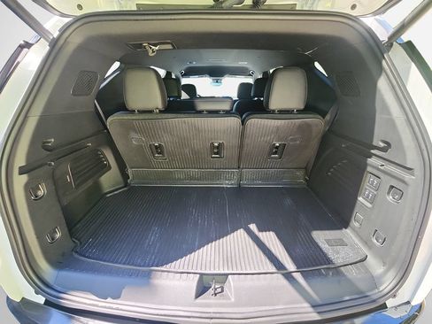 Certified 2025 Chevrolet Traverse High Country w/ LPO, Floor Liner Package AWD/4WD image 26
