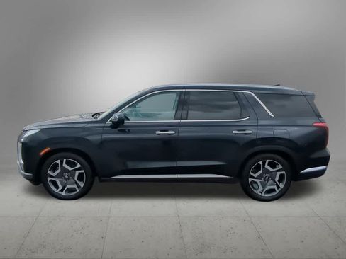 Used 2023 Hyundai Palisade Limited AWD/4WD image 3