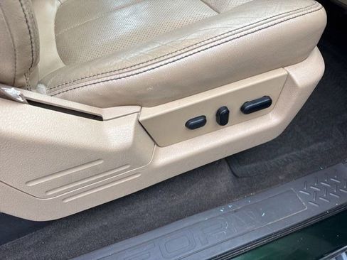 Used 2012 Ford F150 Lariat w/ Lariat Plus Pkg image 41