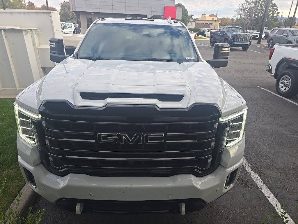 Used 2023 GMC Sierra 3500 AT4 w/ AT4 Premium Plus Package AWD/4WD image 6
