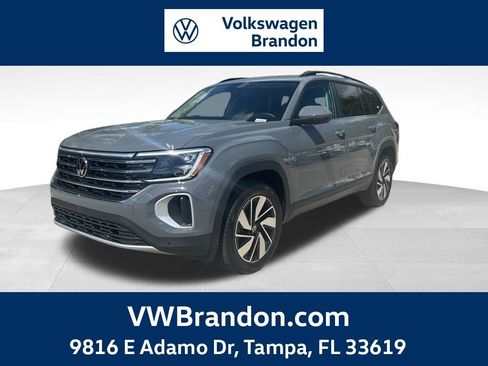 New 2026 Volkswagen Atlas SE FWD image 1