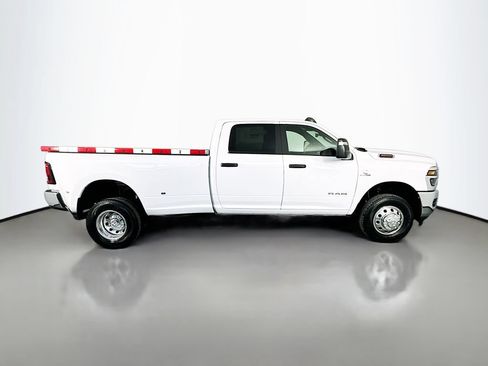 New 2026 RAM 3500 Big Horn AWD/4WD image 8