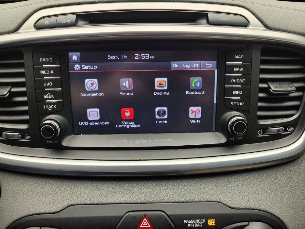 Used 2017 Kia Sorento SX AWD/4WD image 25