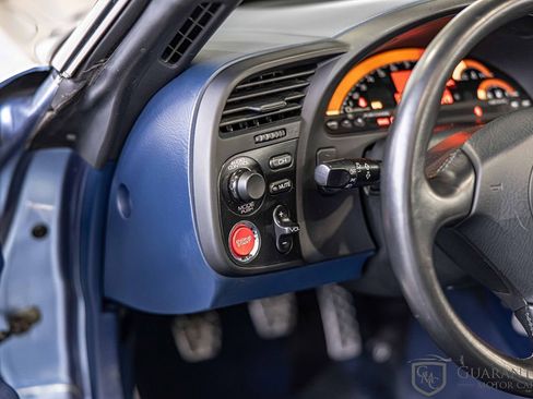 Used 2005 Honda S2000 image 19
