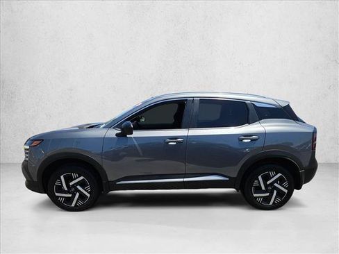 Used 2026 Nissan Kicks SV FWD image 9