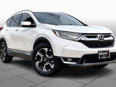 Used 2018 Honda CR-V Touring image 2